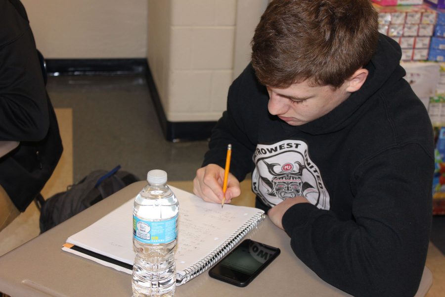 Students spend the ten minutes provided by homeroom and the associated passing time to study, interact socially, and complete homework assignments.