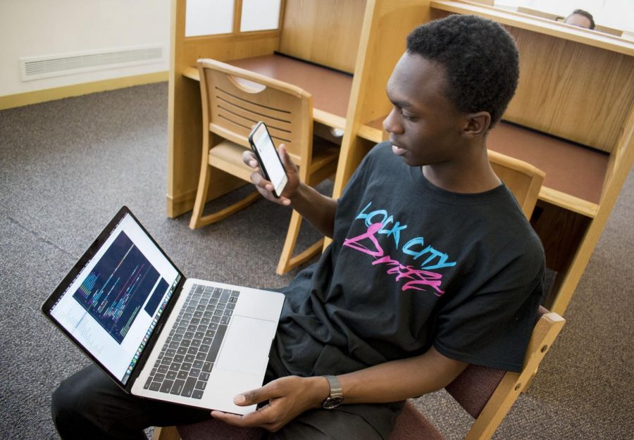 Junior Peter Soboyejo designed an app to ease obtaining school information. 