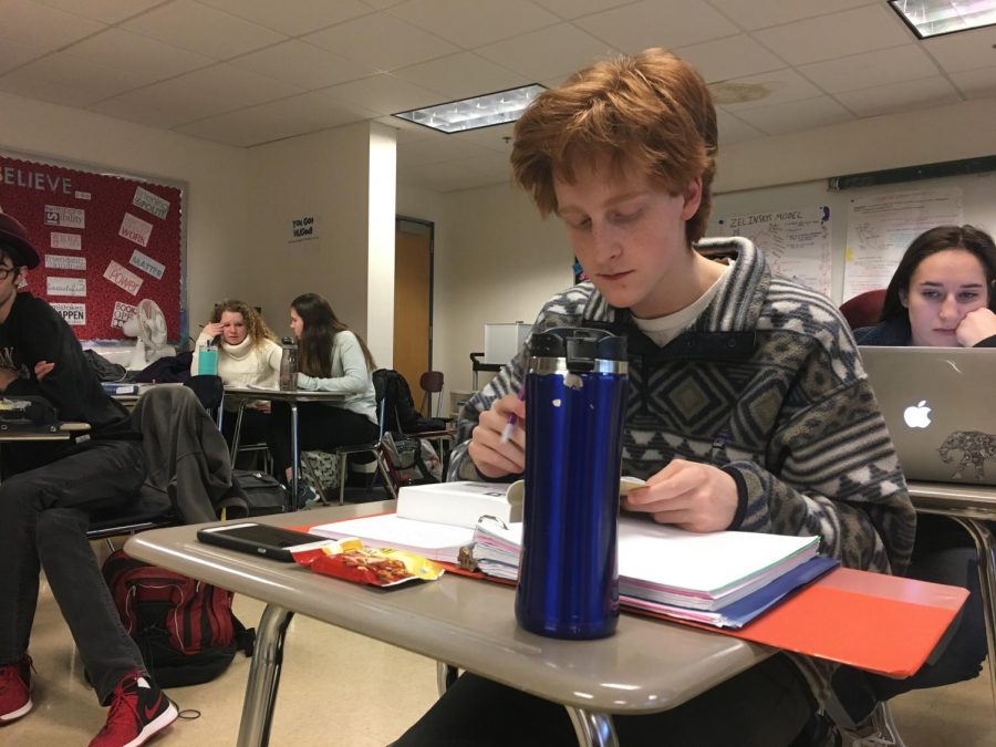 There are several ways to study effectively. Different students have different plans for surviving midterms this year.

“I’ll probably be fragmenting my work based on what midterm is the next day,” senior Joe Gordon said. “So I’ll focus on two each day and then move onto the next two.”