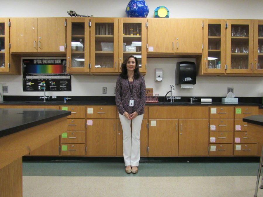 New Chemistry teacher Sheri Ablaza hopes to leave a positive mark on Algonquin.