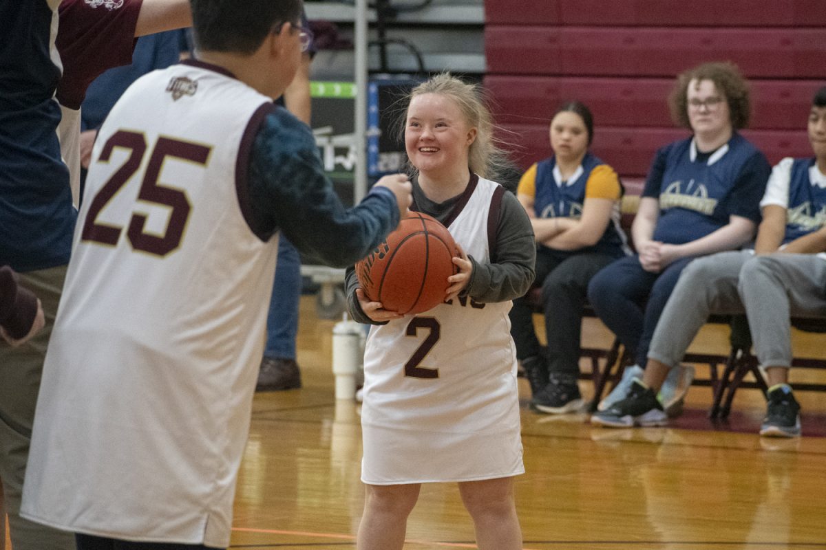 1017 Unified Basketball White242_1500