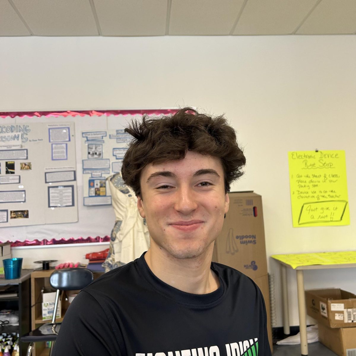 Photo-of-Alex-Freve_-Senior