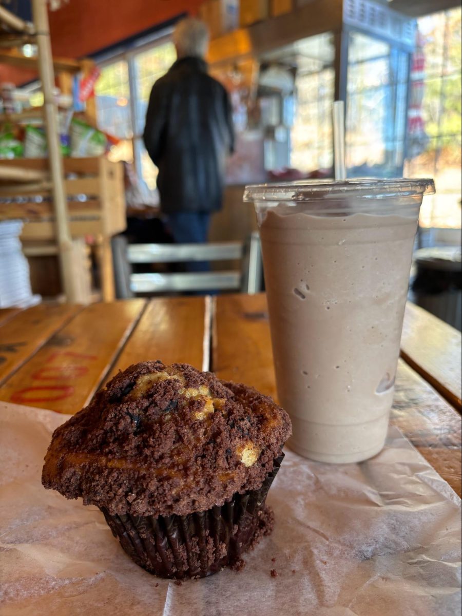 Senior Staff Writer Bella Bauer ordered the javachino coconut mocha as well as a banana chip muffin.
