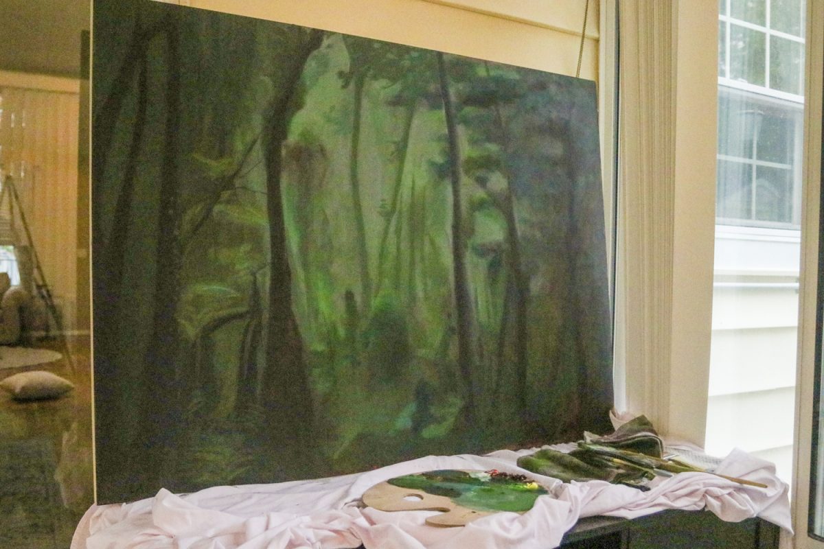 Senior Emma Burns’s mural is a landscape painting focusing on inclusivity. By creating this mural for her independent study, Burns is able to incorporate four years of study of Spanish and art into one painting.