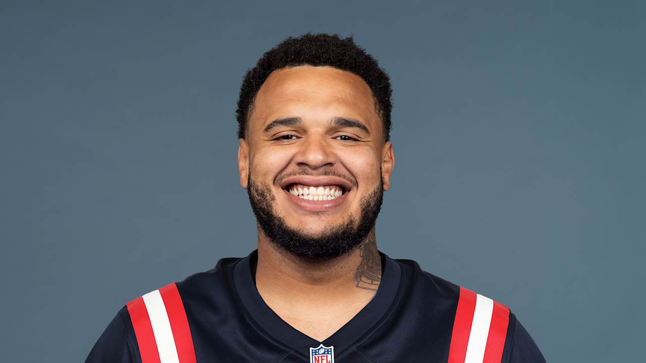 94- Defensive Tackle Cory Durden B