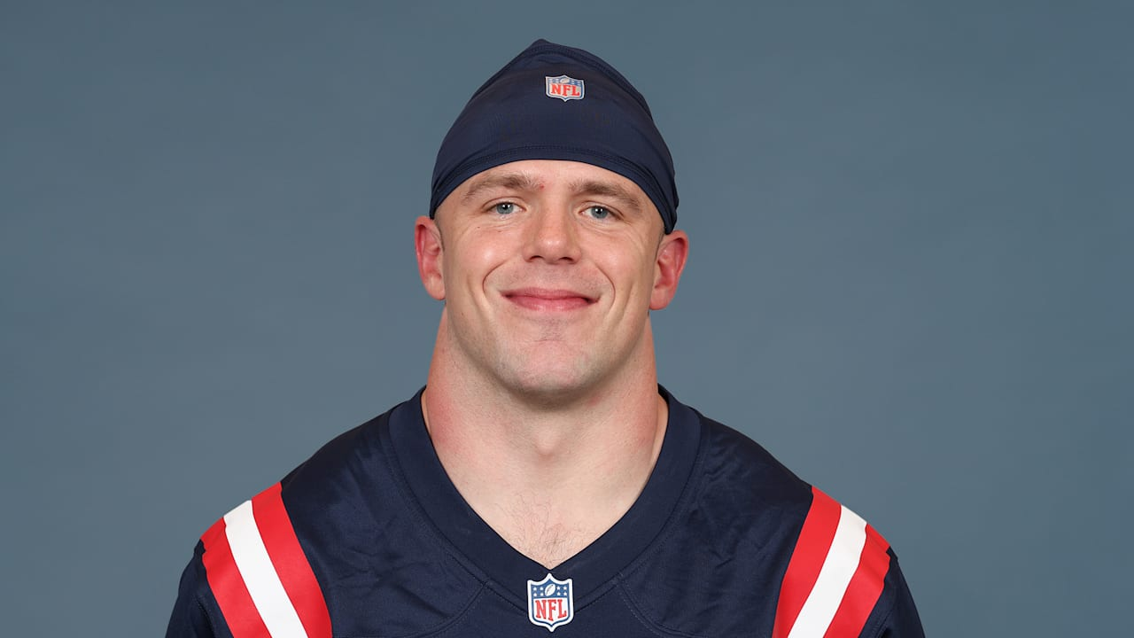 14 - Linebacker Robert Spillane A
