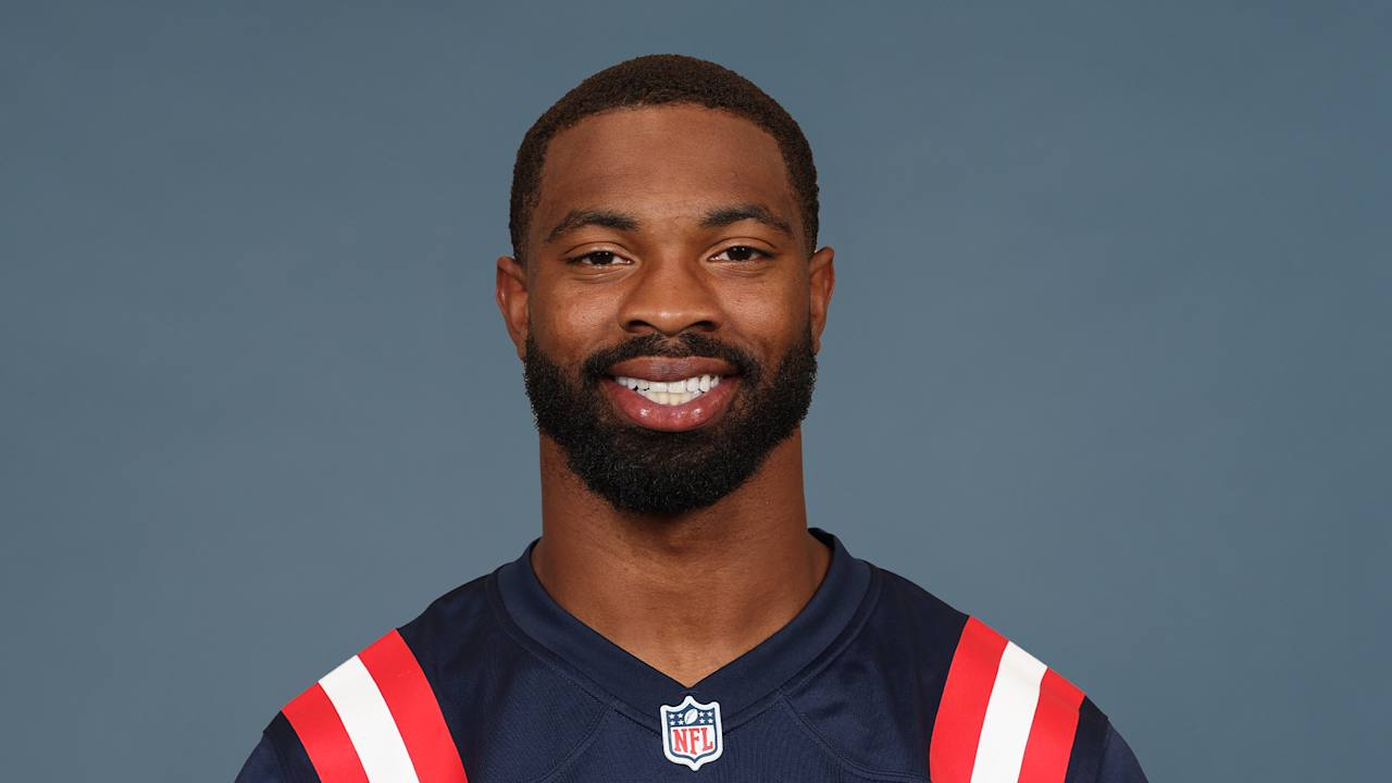 44 - Edge Rusher K’lavon Chaisson A