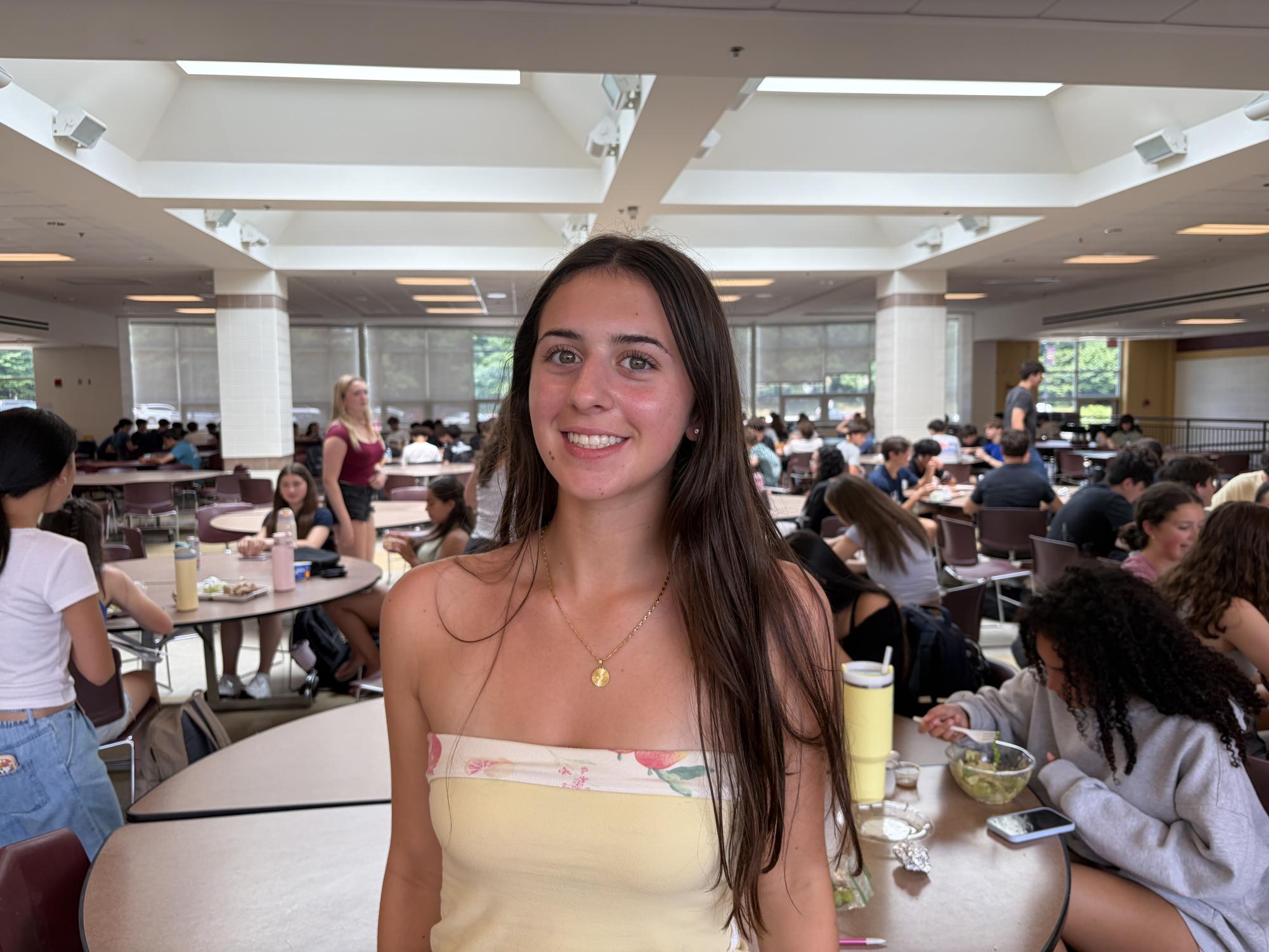Sophomore Isabella Dallas
